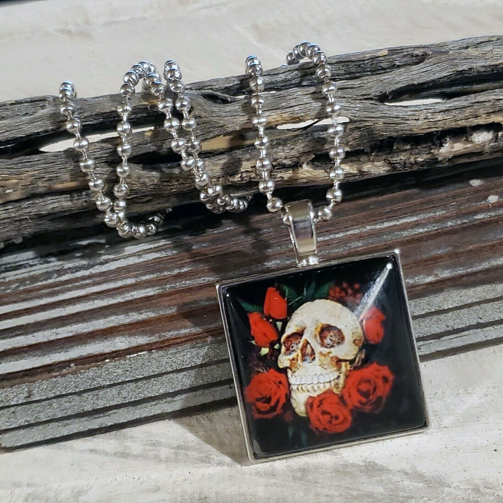 Hand Crafted Edgy Goth Skull Red Roses on Black Glass Cabochon Pendant Necklace - Picture 4 of 4